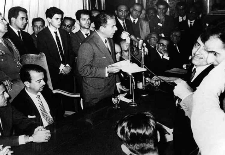 Manchetes do dia –&nbsp;10.2.2023