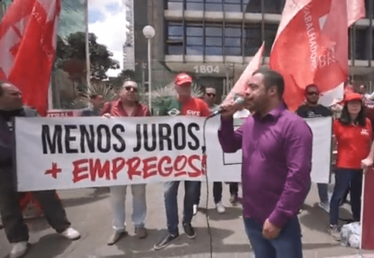 Manchetes do dia –&nbsp;15.2.2023