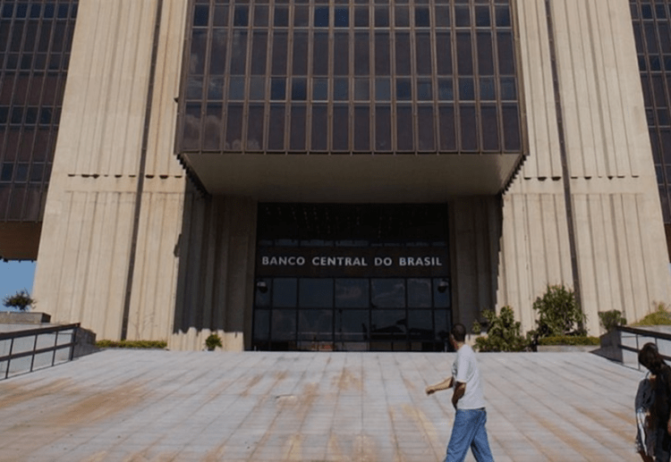 Manchetes do dia –&nbsp;25.3.2023