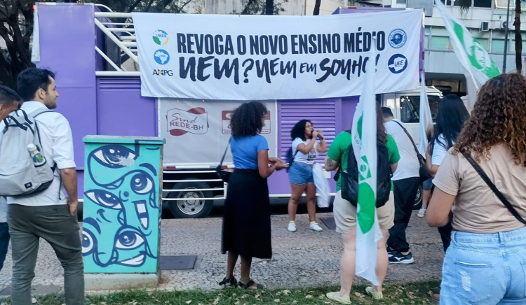 Manchetes do dia –&nbsp;9.4.2023