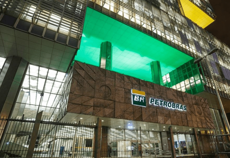 Manchetes do dia –&nbsp;11.4.2023