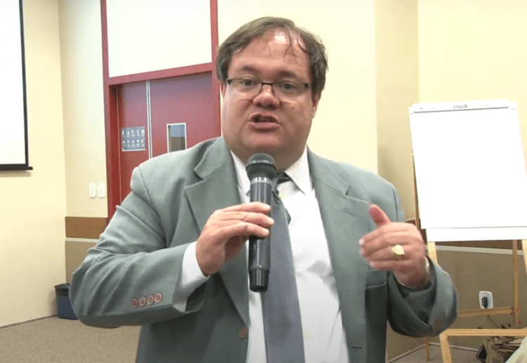 Oreiro: problema dos juros altos não é ‘dívida’, e, sim, Campos Neto que ‘representa o sistema&nbsp;financeiro’