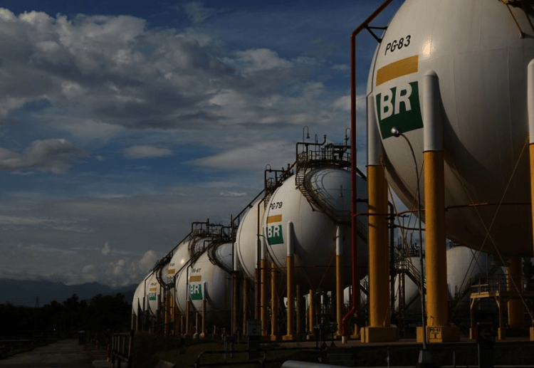 Manchetes do dia –&nbsp;17.5.2023