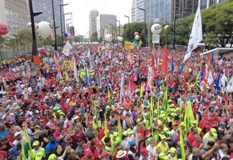 Manchetes do dia –&nbsp;28.7.2023