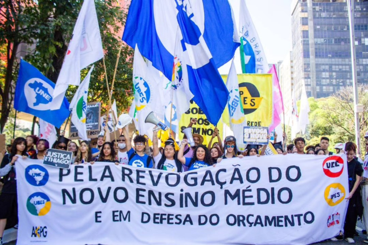 Manchetes do dia –&nbsp;12.8.2023