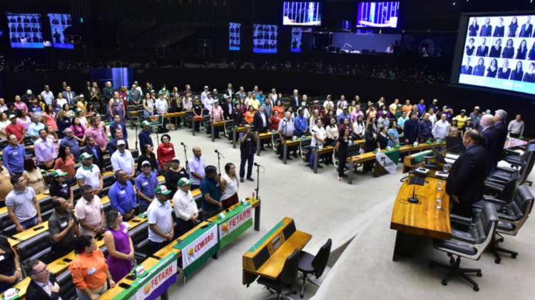 Manchetes do dia –&nbsp;1.12.2023