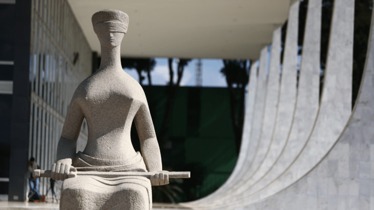 Manchetes do dia –&nbsp;15.11.2023