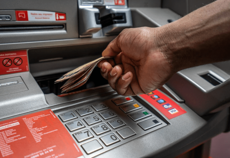 Manchetes do dia –&nbsp;20.2.2024