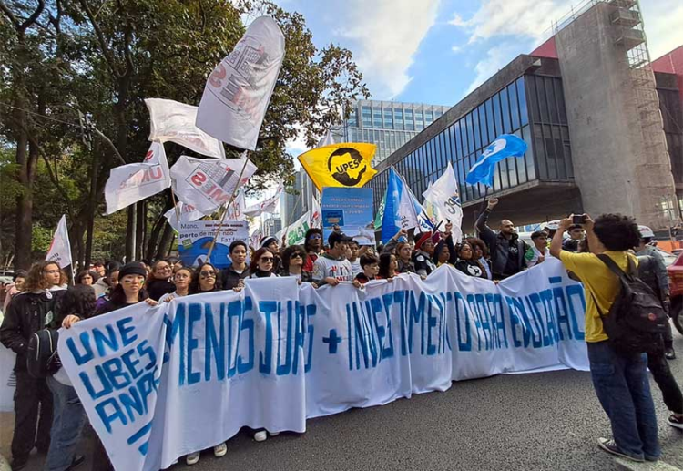 Manchetes do dia –&nbsp;17.8.2024