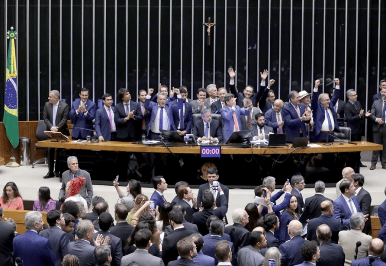 Manchetes do dia –&nbsp;20.12.2024