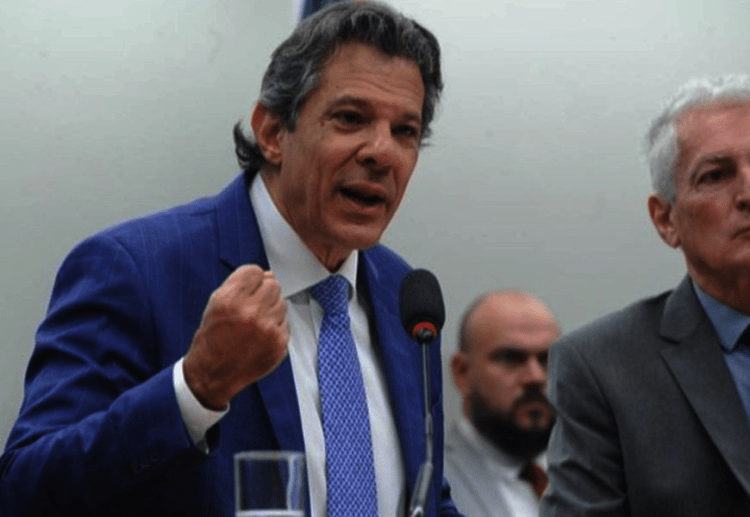 “Pacote” de Haddad aumenta impostos e restringe programas&nbsp;sociais