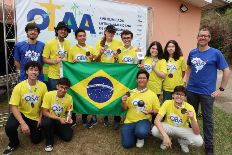 Manchetes do dia –&nbsp;2.10.2026