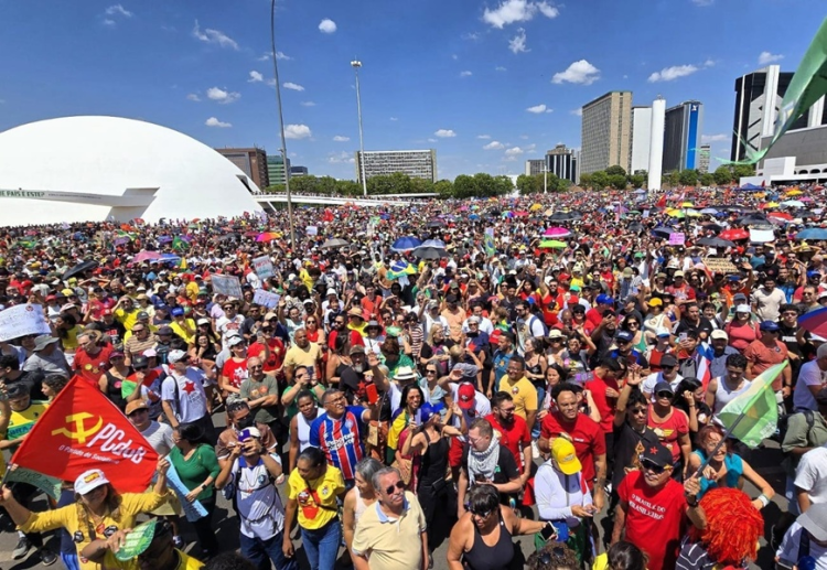 Manchetes do dia –&nbsp;22.9.2025