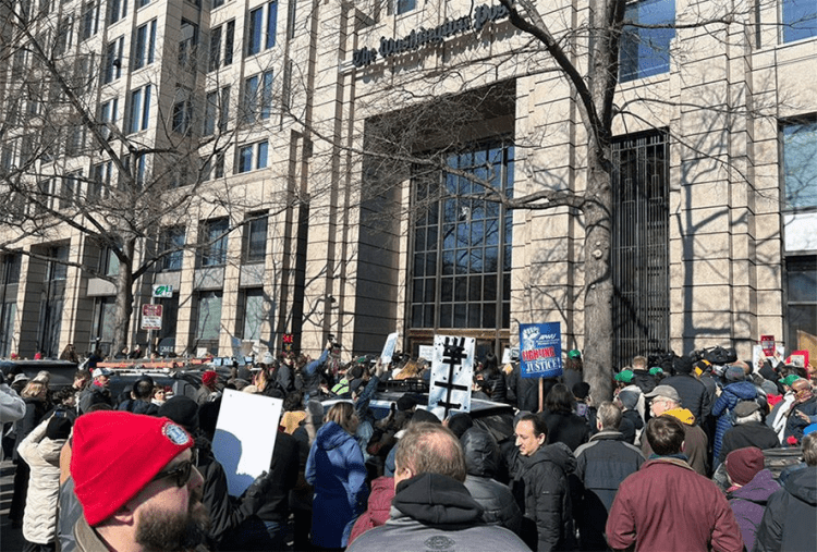 Manchetes do dia –&nbsp;9.2.2026