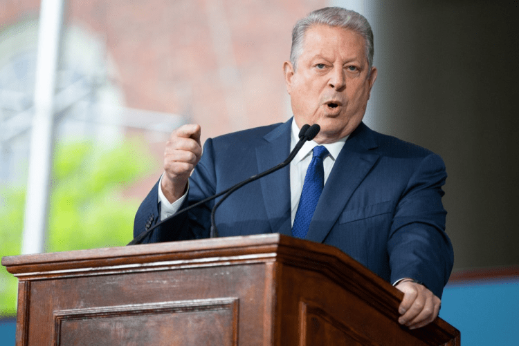 Qualquer semelhança com Trump não é mera coincidência: “visão de Bush, além de errada, é anti-americana” (Al Gore,&nbsp;2007)