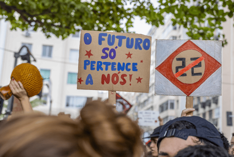 Manchetes do dia –&nbsp;23.10.2026